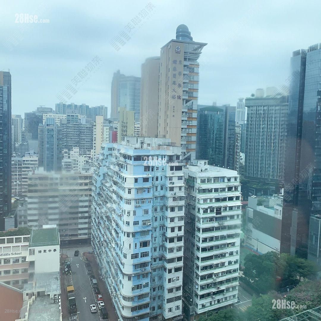 Sunfield Court Sell 3 Bedrooms , 2 Bathrooms 643 ft²