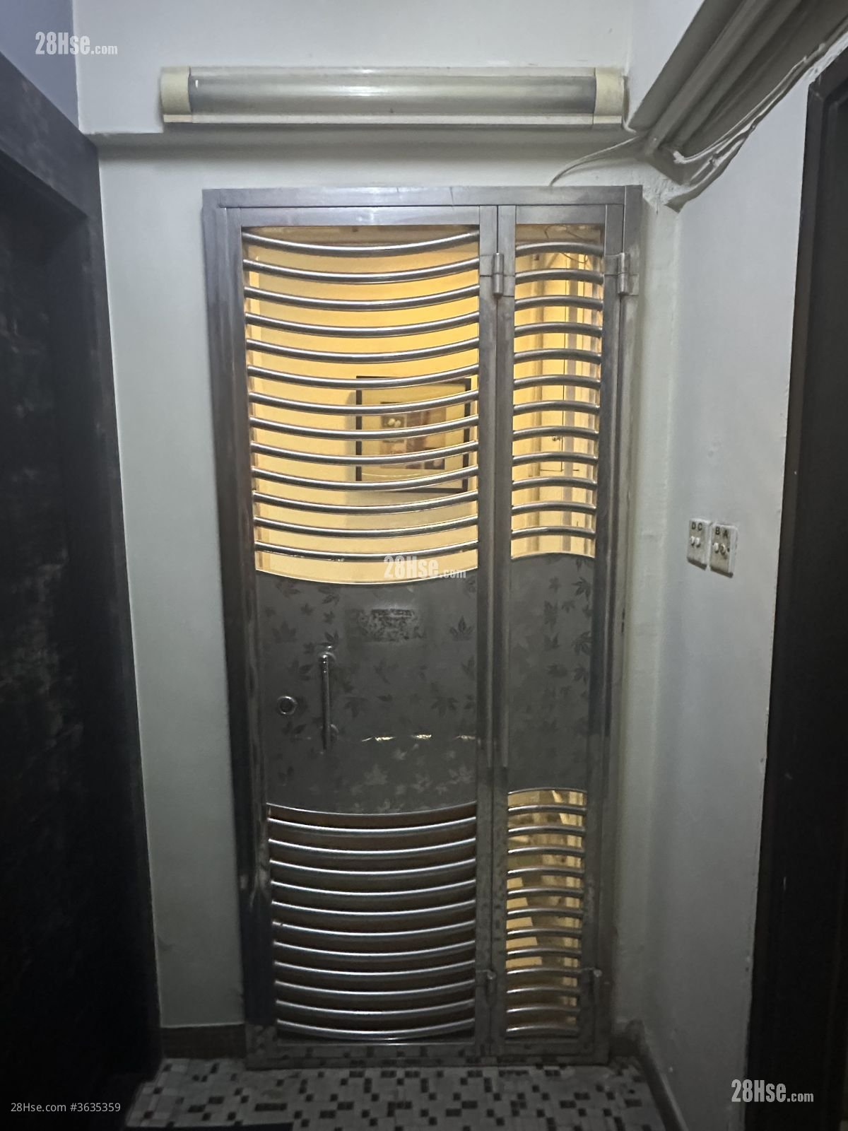 四寶大廈 租盤 開放式間隔 , 1 浴室 100 平方呎