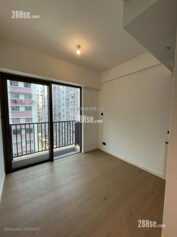 Mangrove Sell Studio , 1 Bathroom 186 ft²