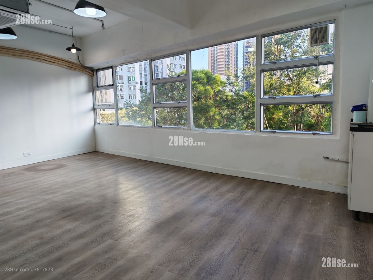 油塘工業大廈 租盤 355 平方呎