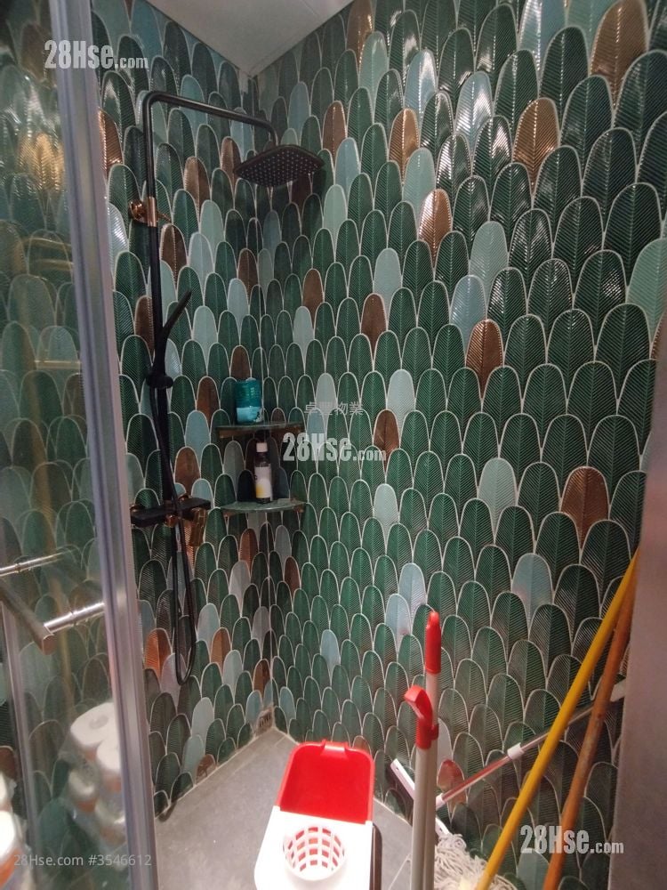 九龙广场 租盘 2 房 , 1 厕所 2,500 平方尺