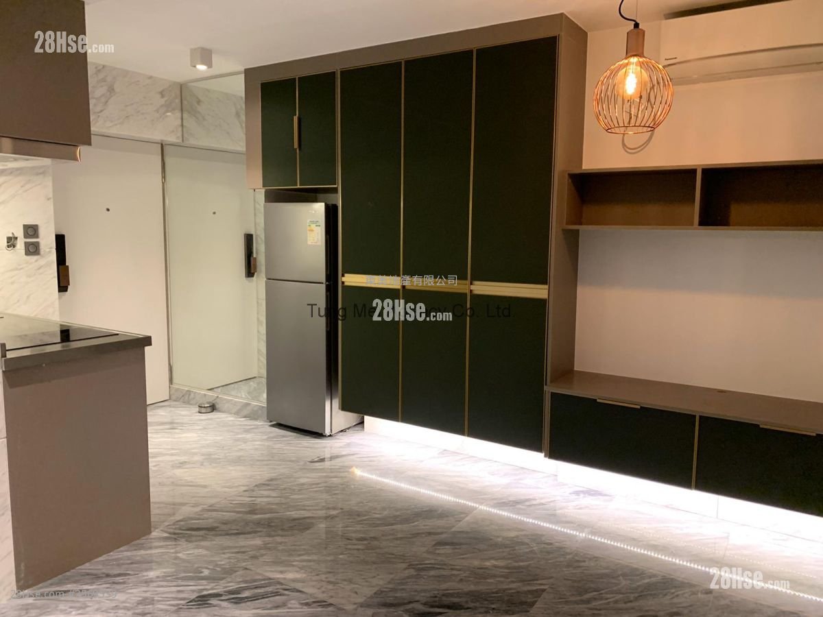 Moonstar Court Rental Studio , 1 Bathroom 250 ft²