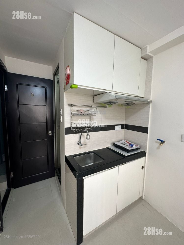 Wing Ngai Mansion Rental Studio , 1 Bathroom 100 ft²