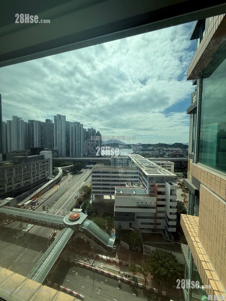 Aquamarine Sell 2 Bedrooms , 1 Bathroom 502 ft²