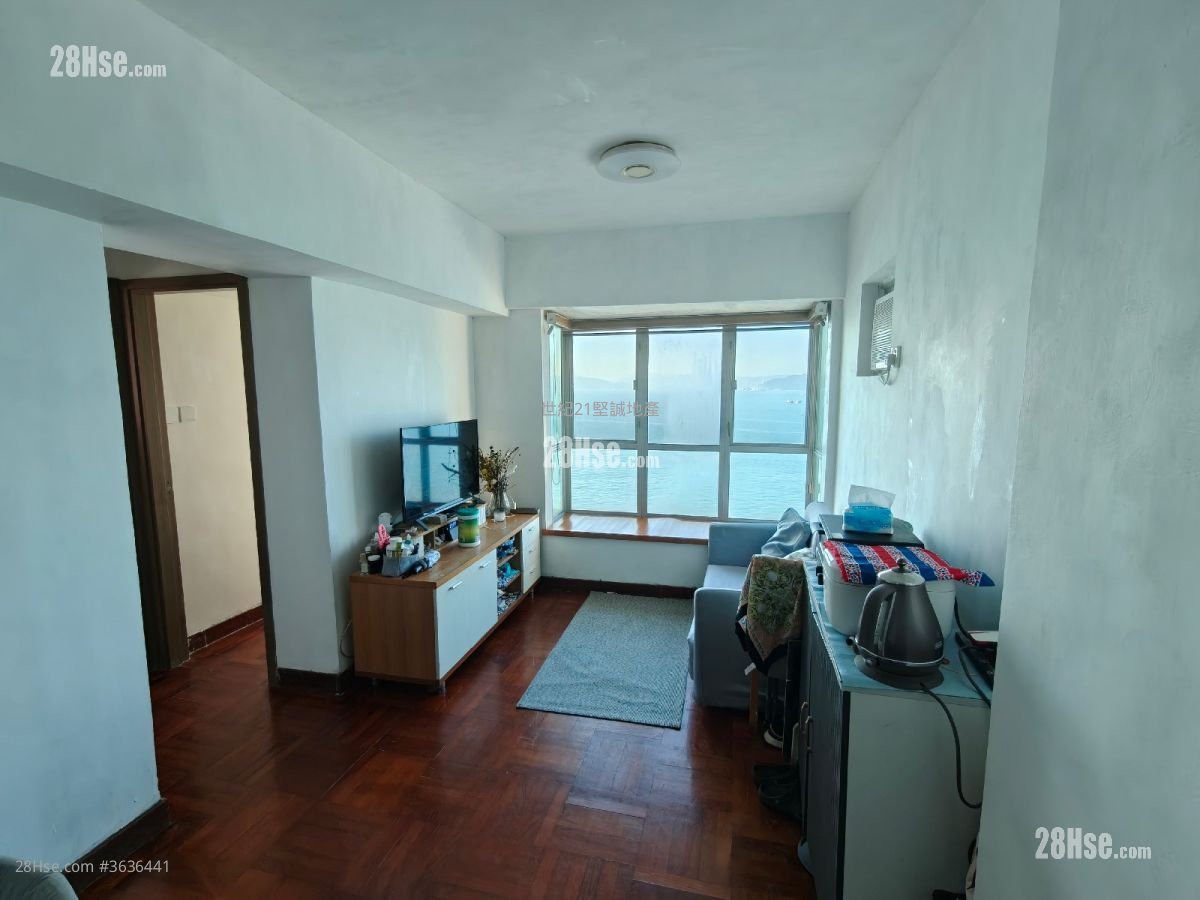 龍翔花園 售盤 2 房 , 1 浴室 369 平方呎