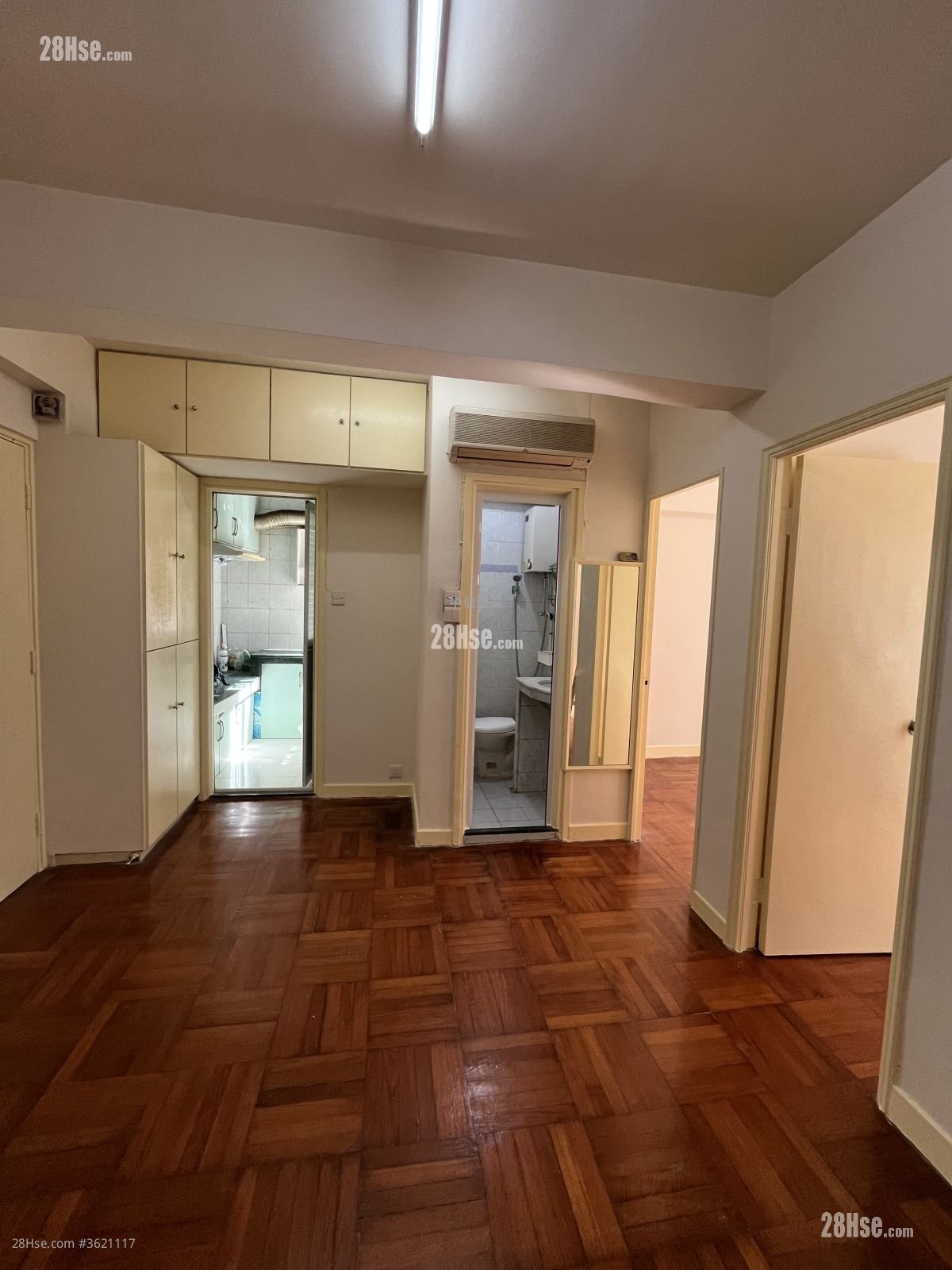 Wah Fat Building Rental 2 Bedrooms , 1 Bathroom 315 ft²