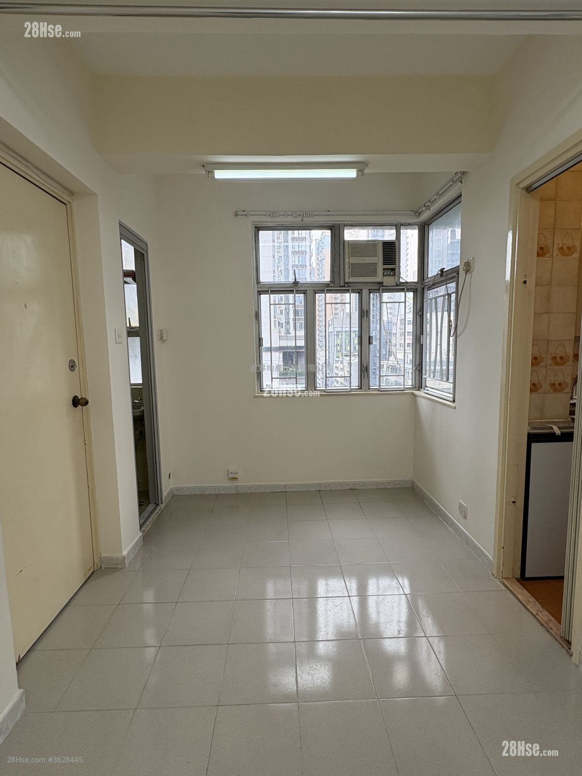 伦美大厦 租盘 开放式间隔 , 1 浴室 142 平方尺