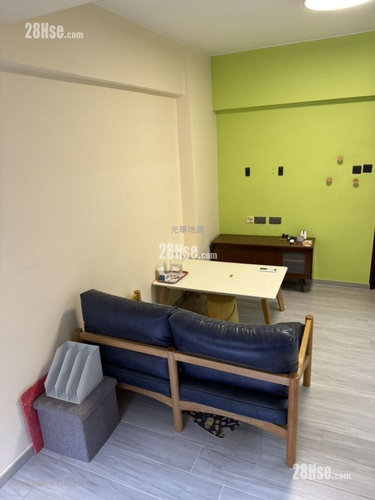 裕发大楼 售盘 302 平方尺