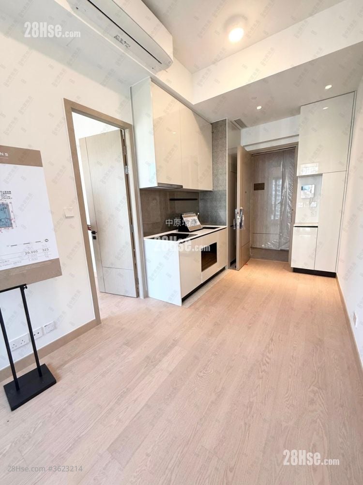 Seasons Place 售盘 1 房 , 1 浴室 322 平方尺