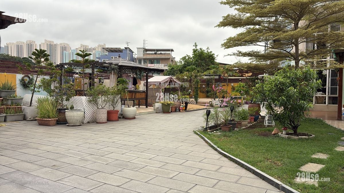 村屋 售盘 5+ 房 , 4 浴室 2,100 平方尺