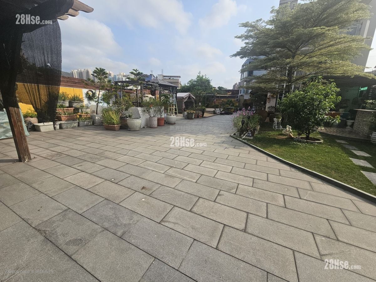 村屋 售盘 5+ 房 , 4 浴室 2,100 平方尺