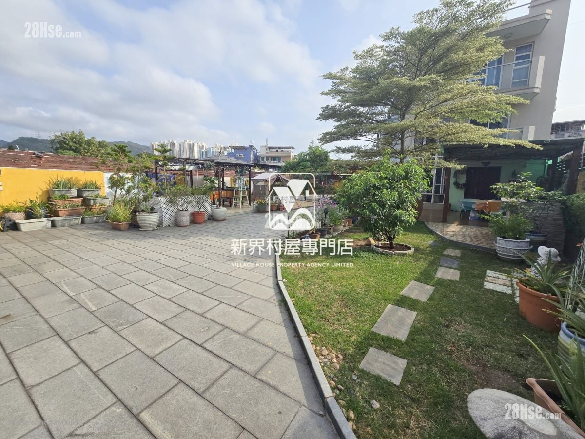 村屋 售盘 5+ 房 , 4 浴室 2,100 平方尺