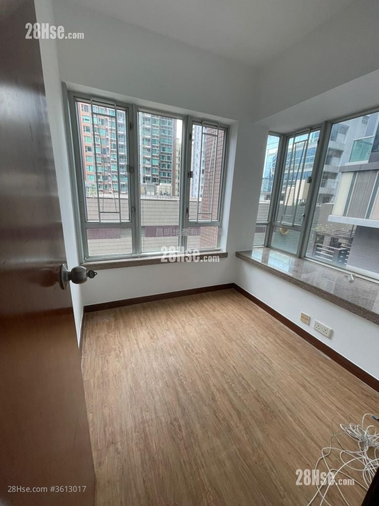 耀星华庭 租盘 2 房 , 1 浴室 322 平方尺