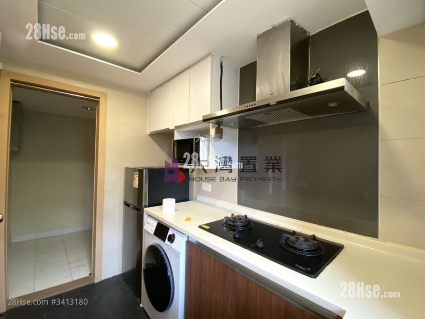 Green Lodge Sell 3 Bedrooms , 2 Bathrooms 1,047 ft²