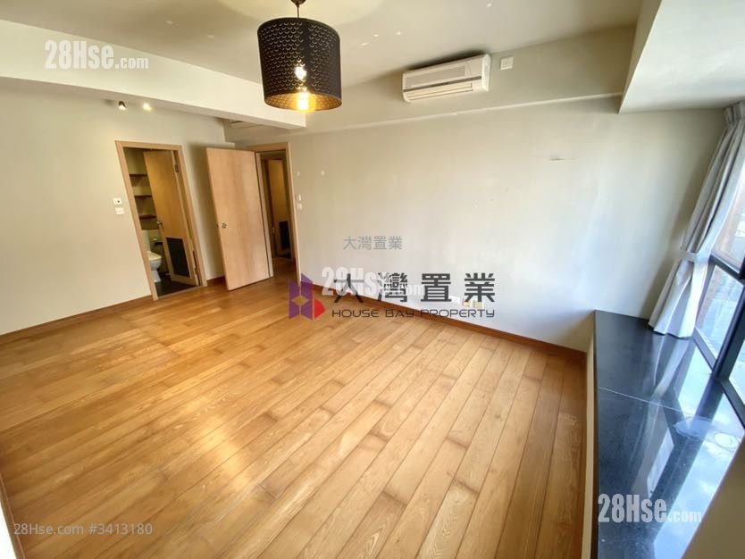 Green Lodge Sell 3 Bedrooms , 2 Bathrooms 1,047 ft²