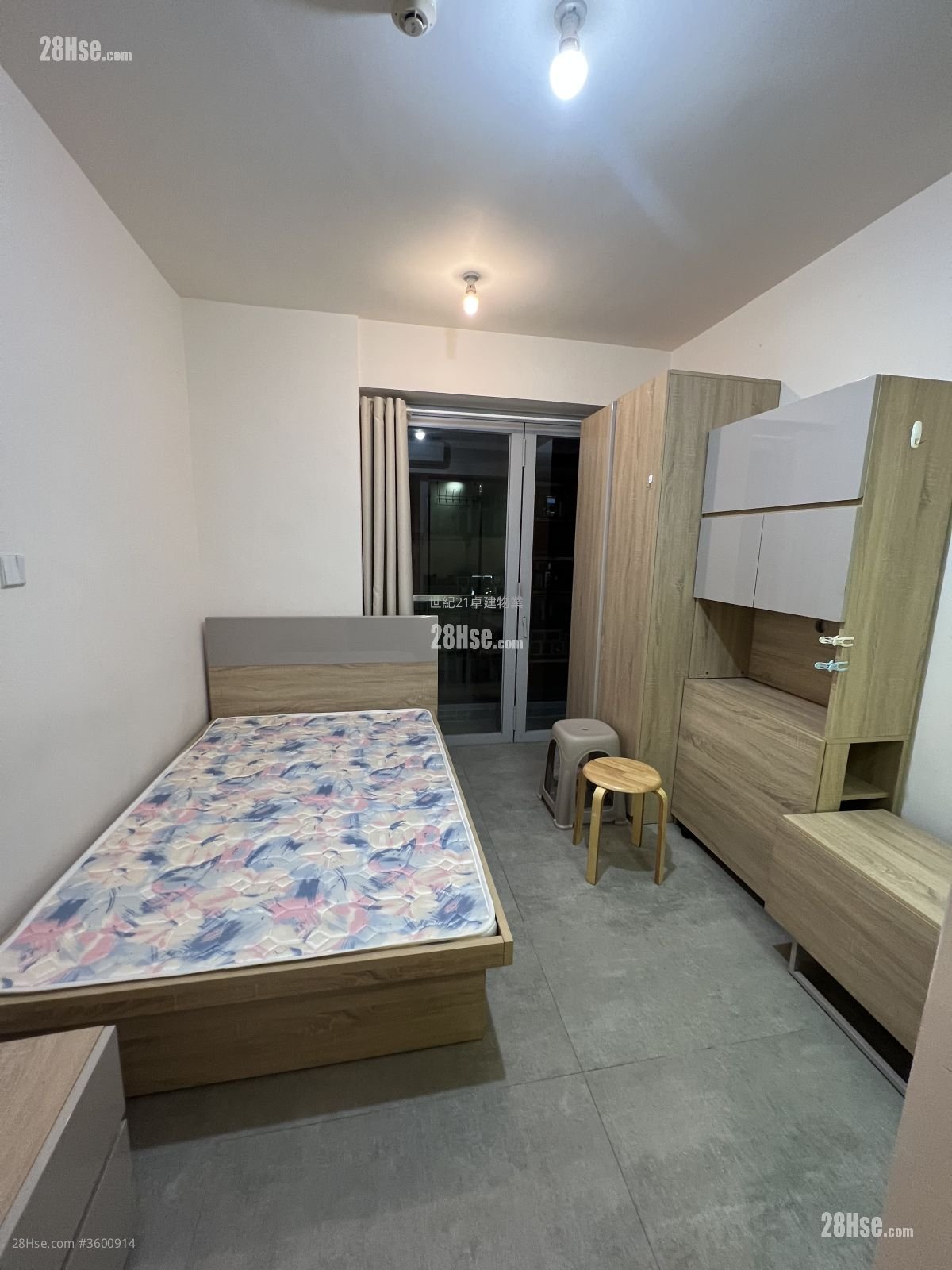 AVA62 租盘 开放式间隔 , 1 浴室 173 平方尺