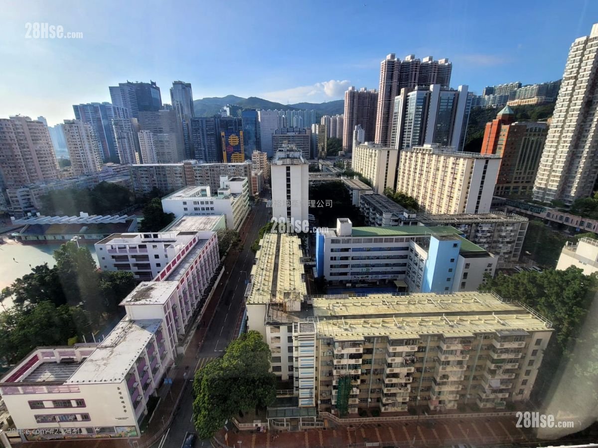 荃好景大廈 租盤 2 房 , 1 浴室 297 平方呎