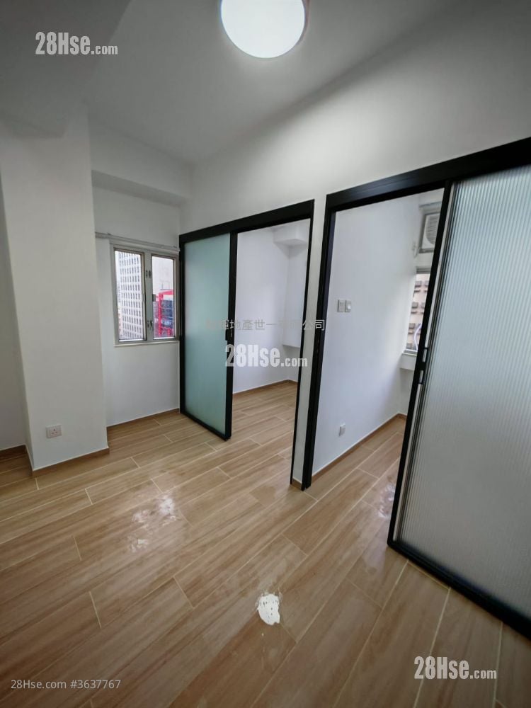 Sun Hing Building Rental 2 Bedrooms , 1 Bathroom 200 ft²