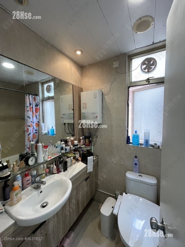 碧湖花园 售盘 2 房 400 平方尺