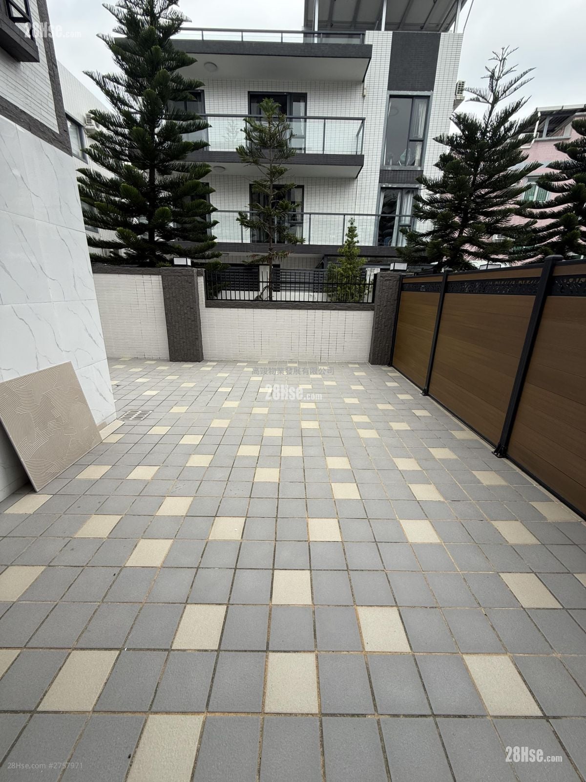 龙鼓滩 售盘 3 房 , 1 浴室 2,100 平方尺