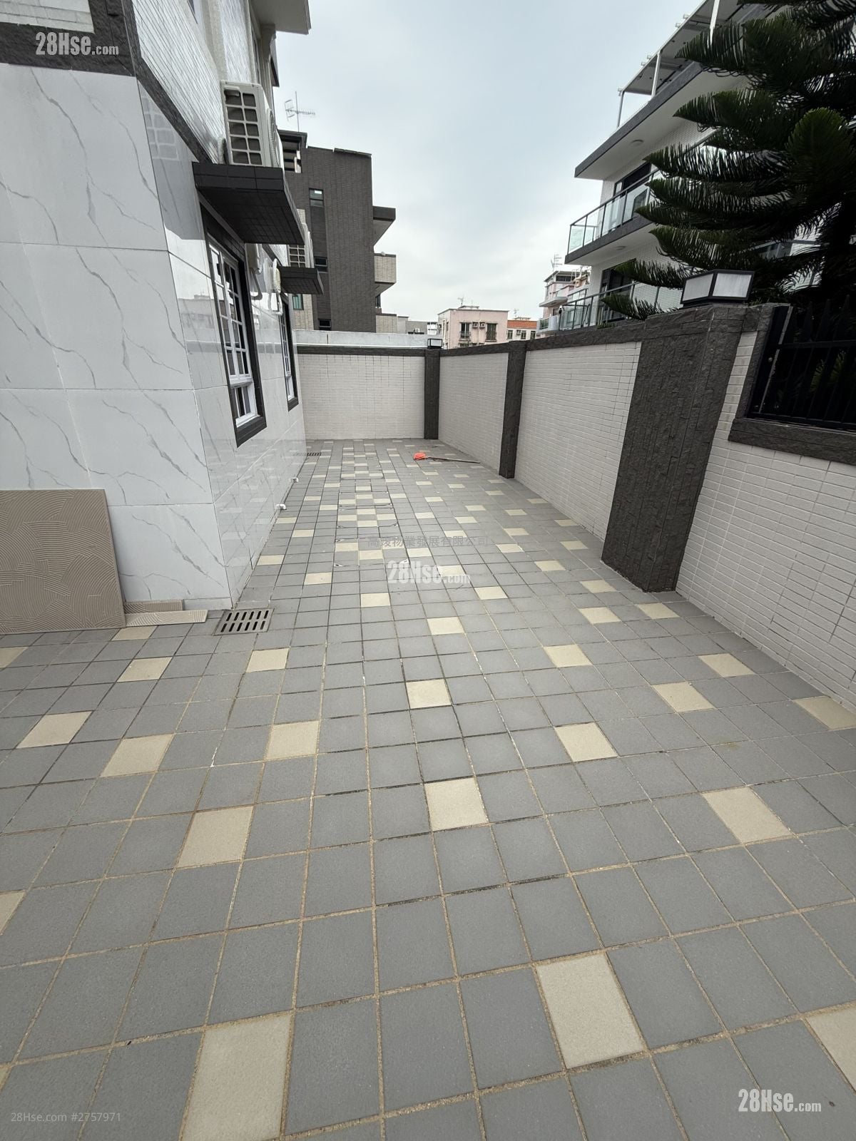 龙鼓滩 售盘 3 房 , 1 浴室 2,100 平方尺