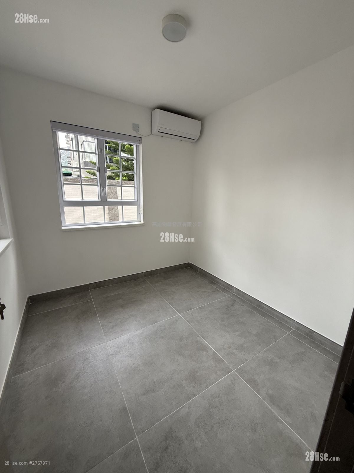 龙鼓滩 售盘 3 房 , 1 浴室 2,100 平方尺