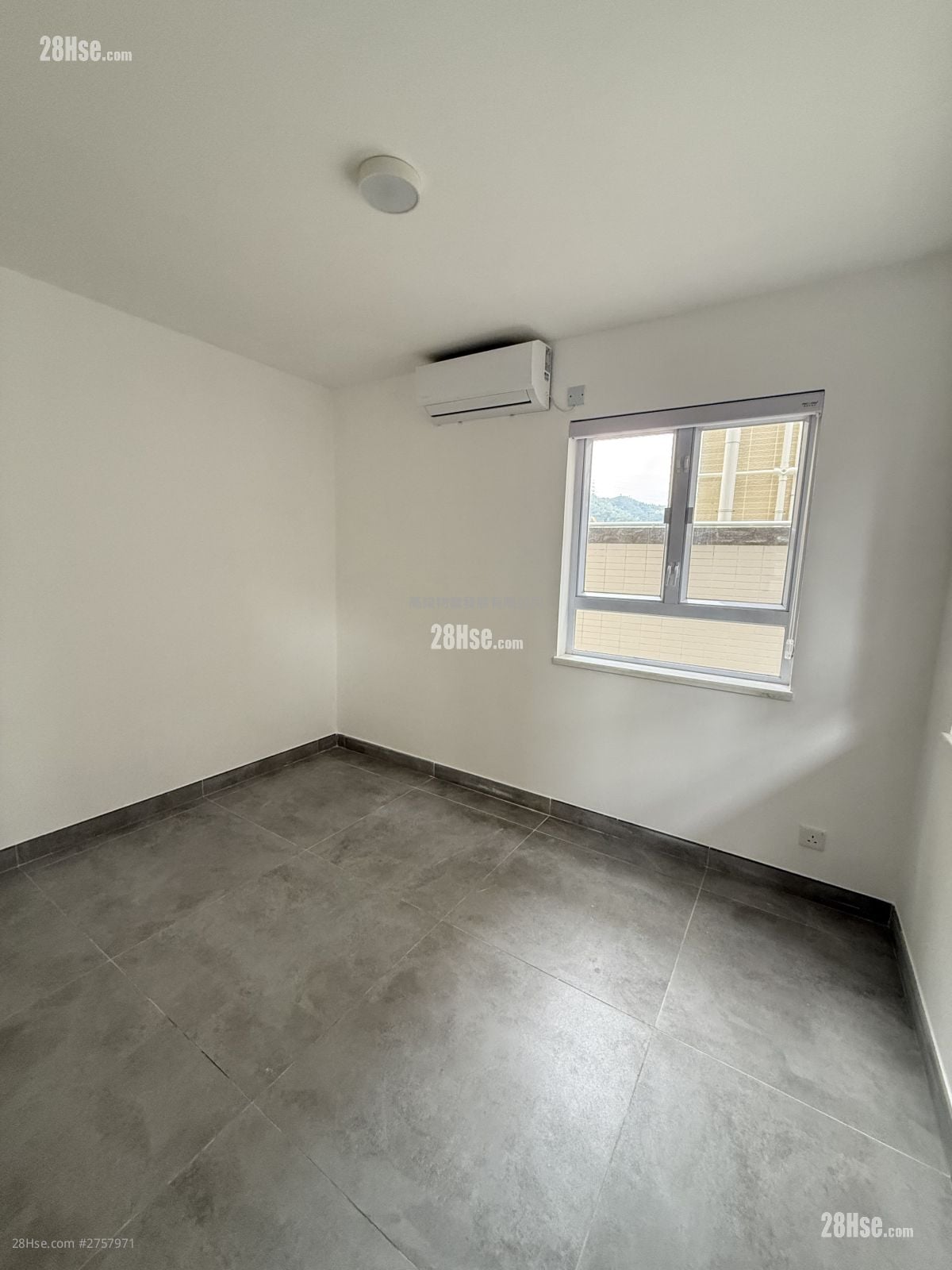 龙鼓滩 售盘 3 房 , 1 浴室 2,100 平方尺