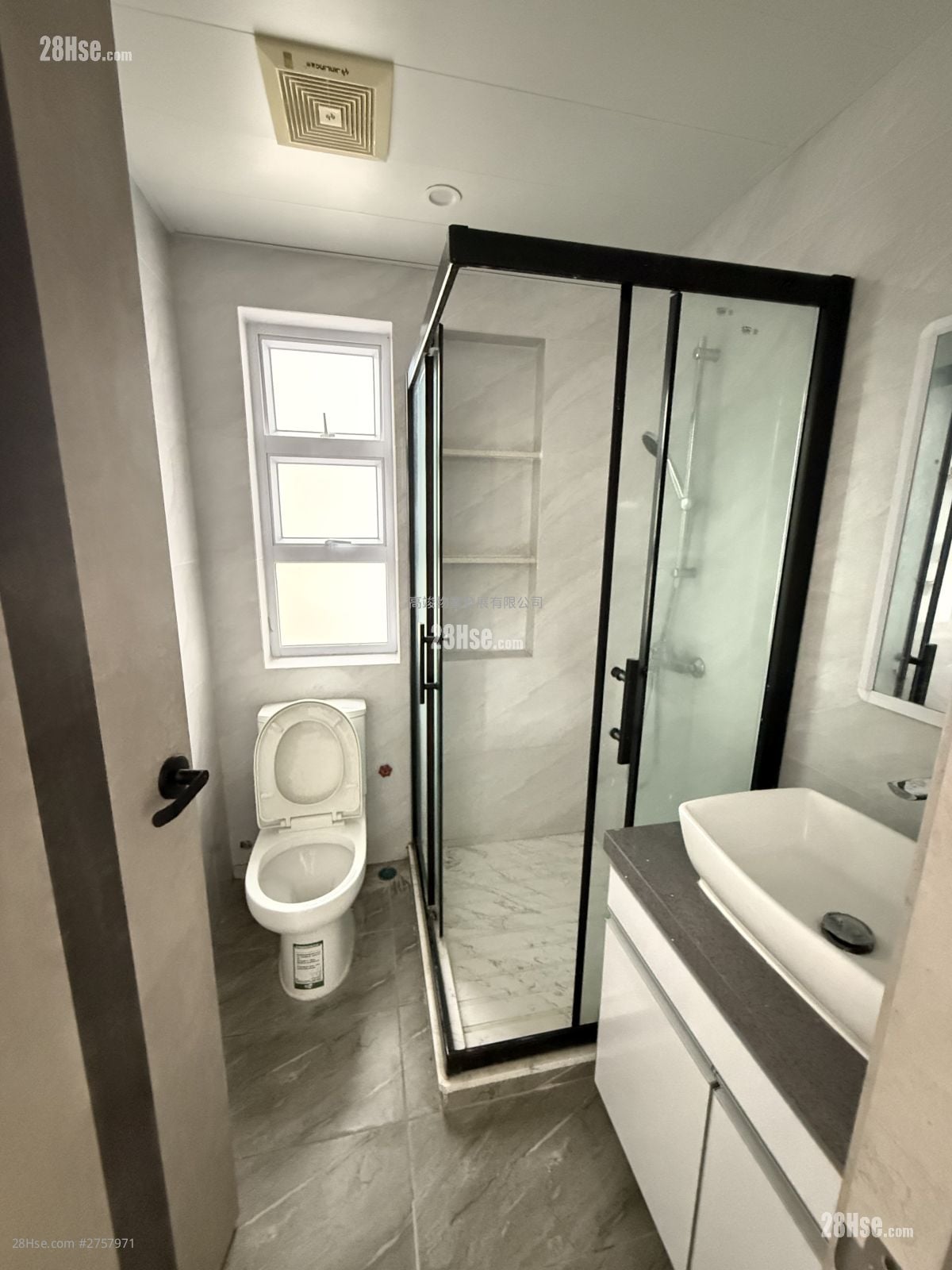 龙鼓滩 售盘 3 房 , 1 浴室 2,100 平方尺