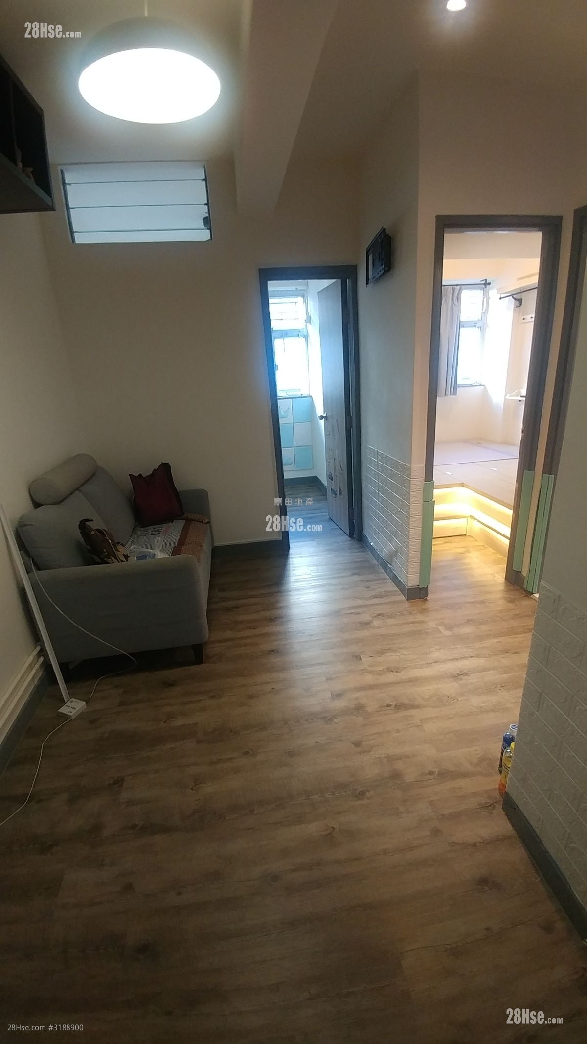 南侨大楼 售盘 2 房 302 平方尺