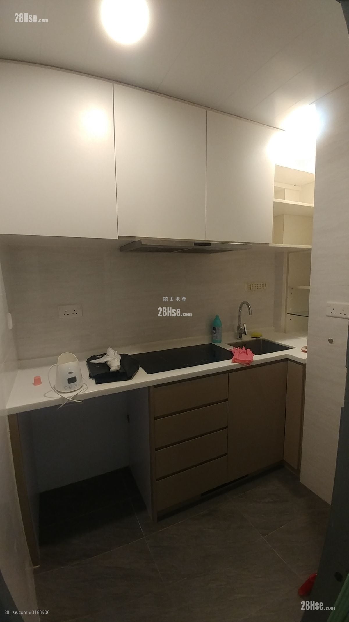 南侨大楼 售盘 2 房 302 平方尺