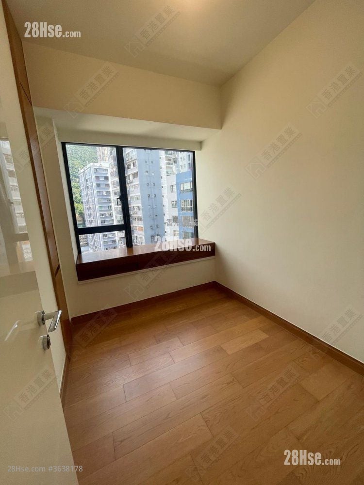 The Aster Rental 2 Bedrooms , 2 Bathrooms 699 ft²