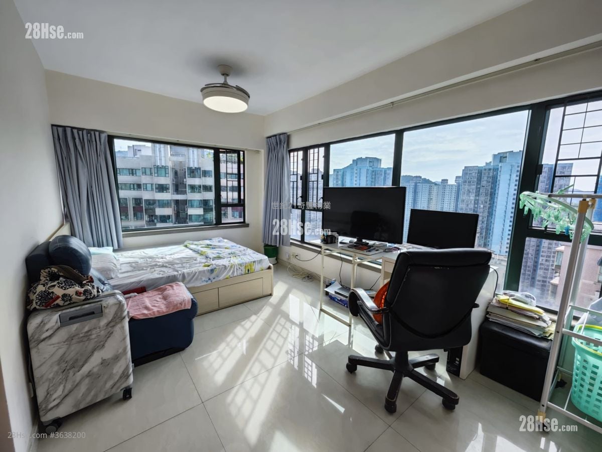 Dawning Views Sell 3 Bedrooms , 2 Bathrooms 1,074 ft²