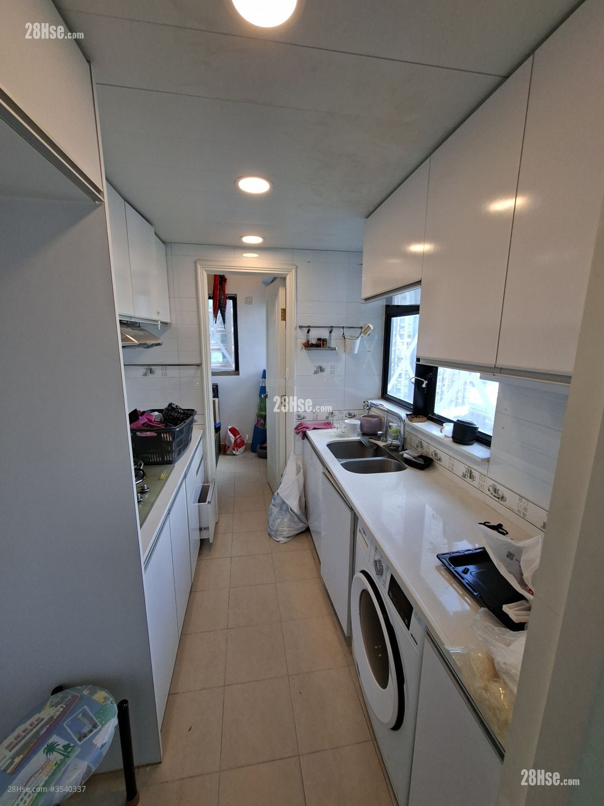 Ocean Pointe Sell 3 Bedrooms , 2 Bathrooms 753 ft²