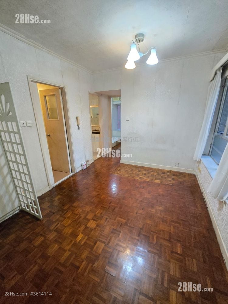 寶豐大廈 售盤 2 房 , 1 浴室 413 平方呎