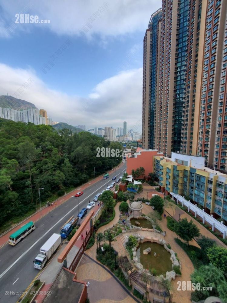 Bel Air Heights Sell 2 Bedrooms 449 ft²