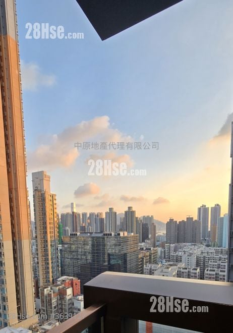 High One Grand Sell 3 Bedrooms , 1 Bathroom 512 ft²