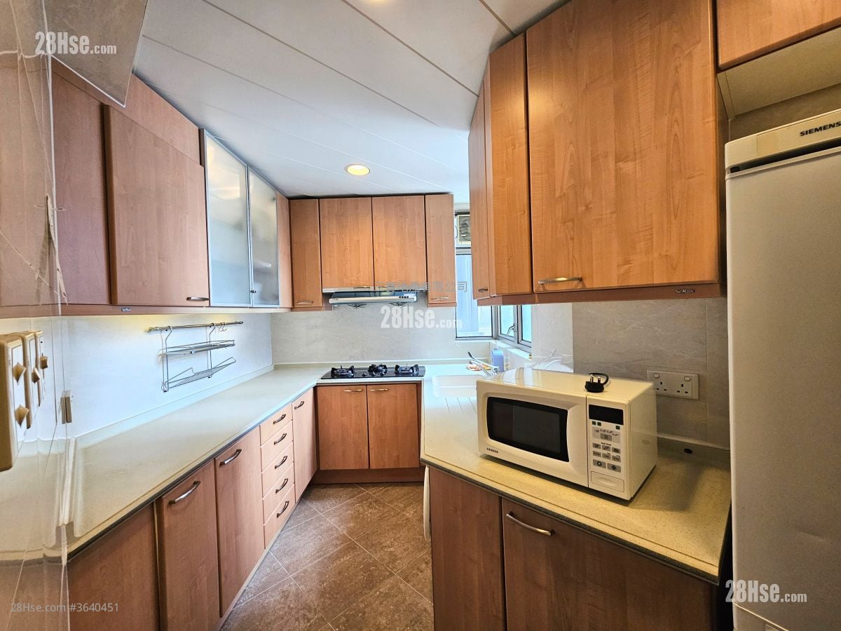 擎天半岛 售盘 3 房 , 2 浴室 781 平方尺