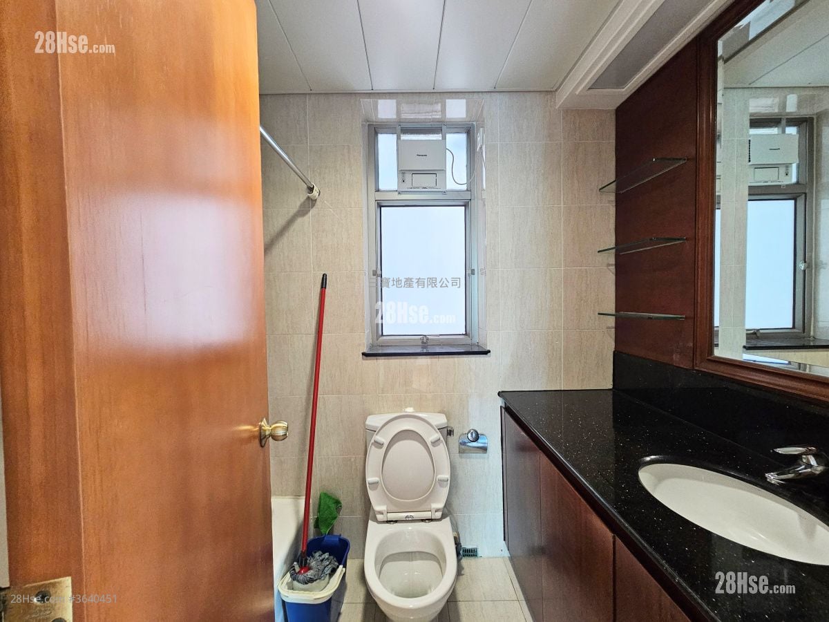 擎天半岛 售盘 3 房 , 2 浴室 781 平方尺