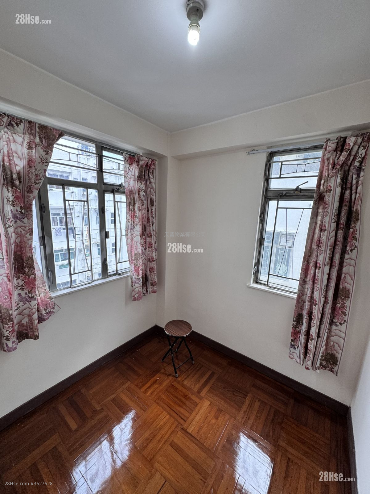 德宝大厦 售盘 2 房 , 1 浴室 291 平方尺