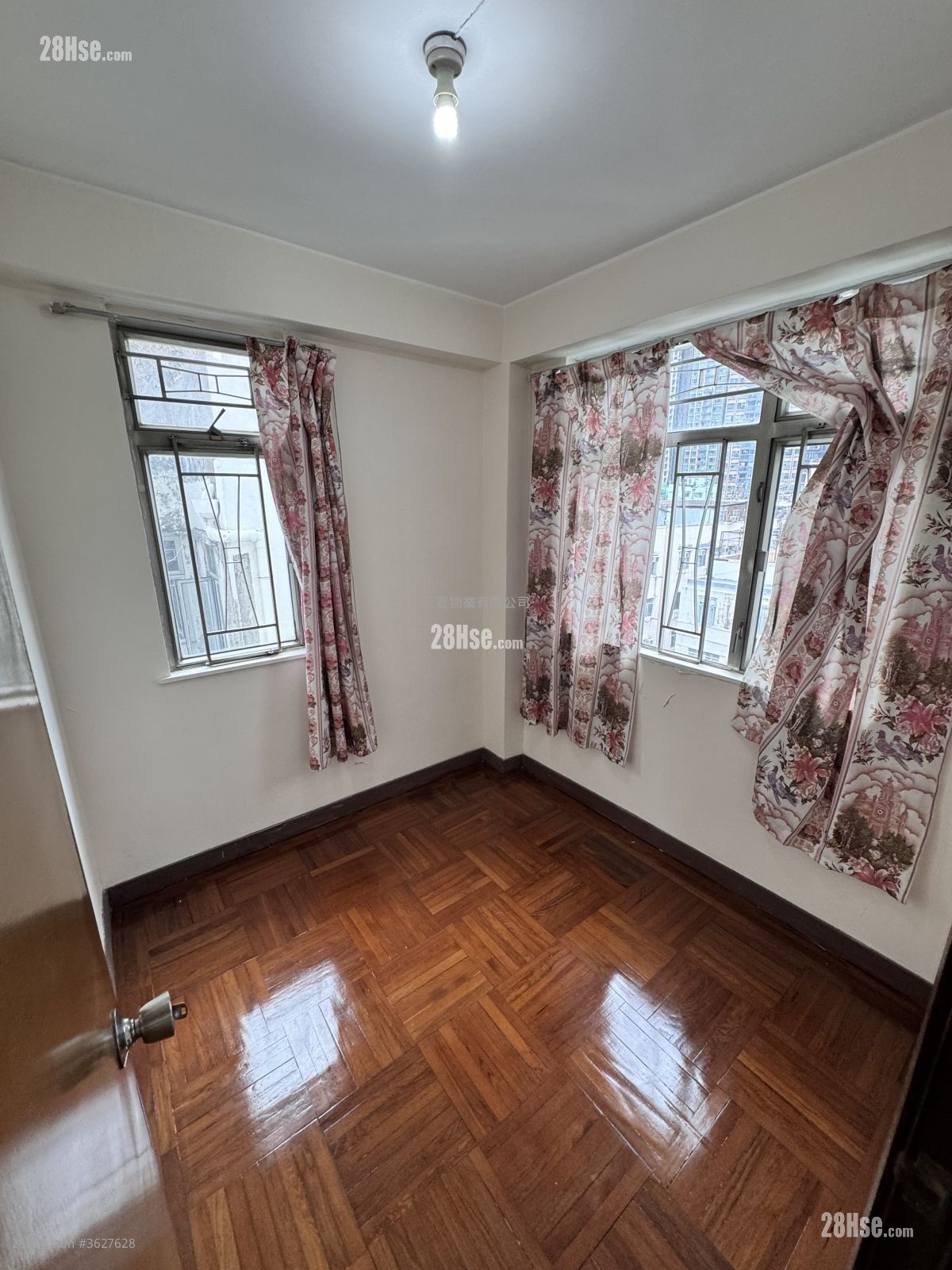 德宝大厦 售盘 2 房 , 1 浴室 291 平方尺