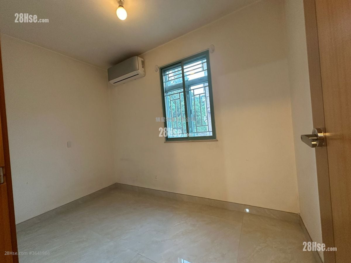 Village Sell 3 Bedrooms , 2 Bathrooms 350 ft²