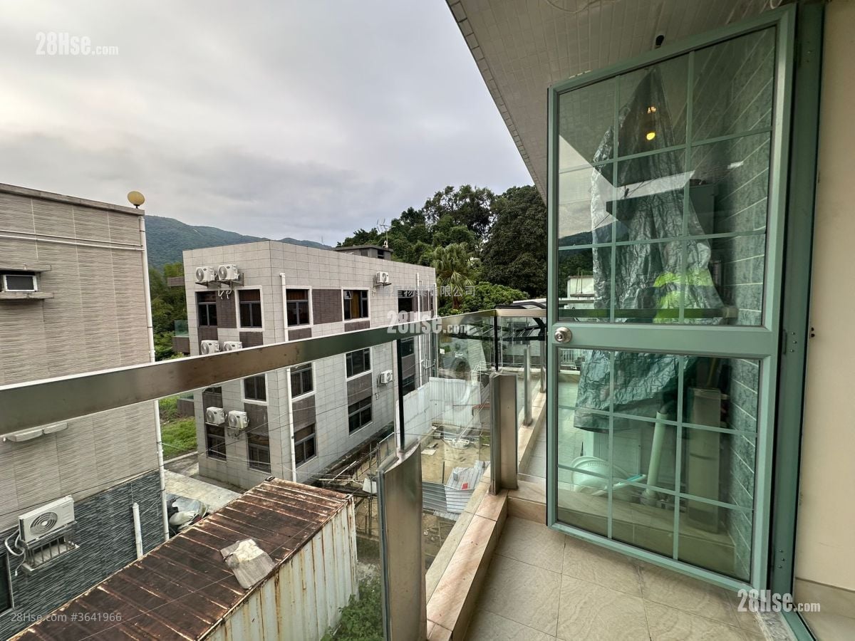 Village Sell 3 Bedrooms , 2 Bathrooms 350 ft²