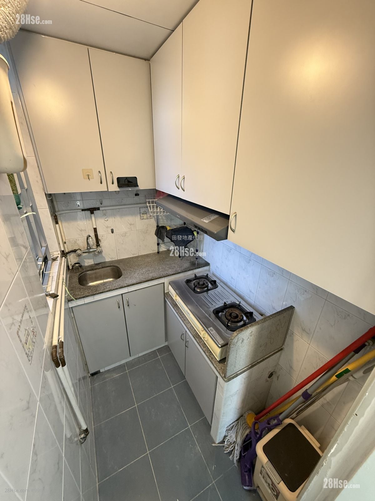 兴隆大厦 租盘 2 房 , 1 浴室 268 平方尺