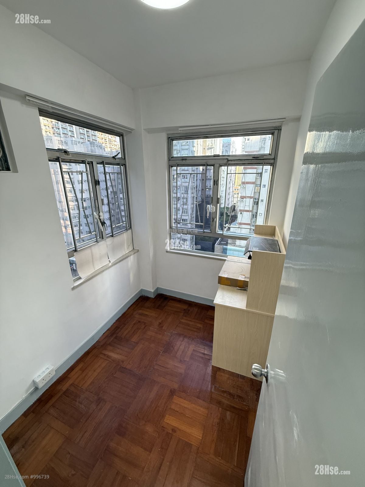 兴隆大厦 租盘 2 房 , 1 浴室 268 平方尺