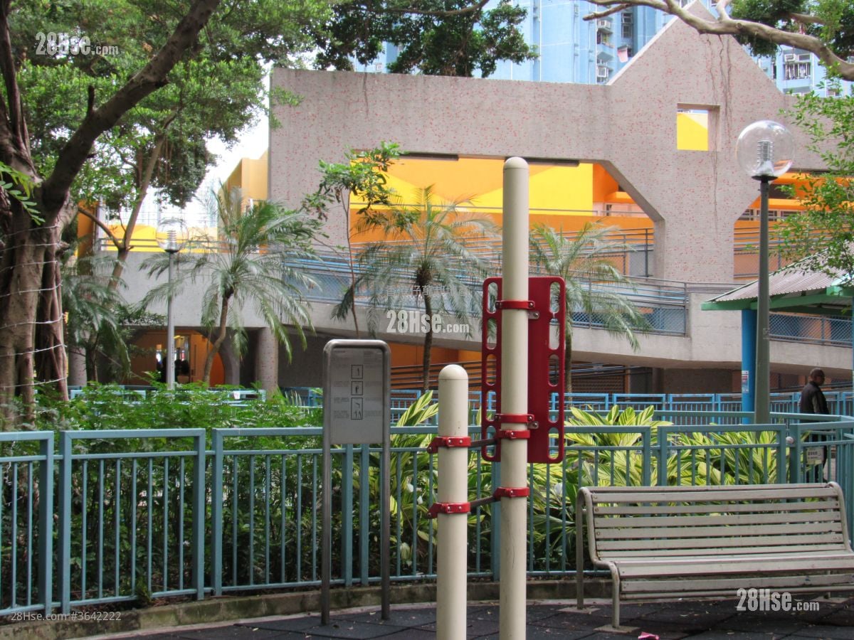 華貴邨 售盤 2 房 385 平方呎