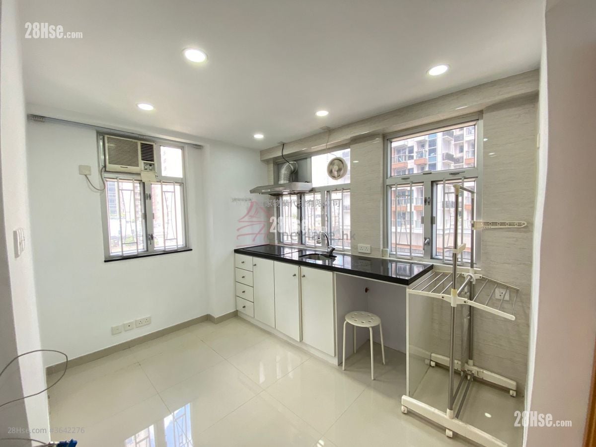 新威大廈 售盤 2 房 , 1 浴室 283 平方呎