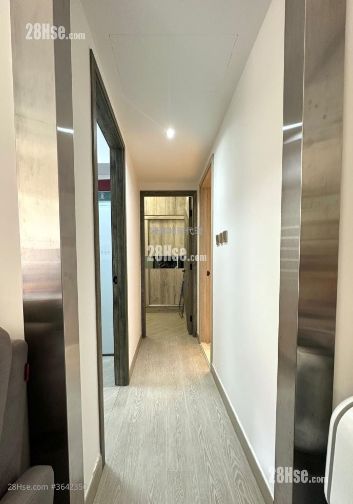 Manhattan Hill Sell 2 Bedrooms 496 ft²