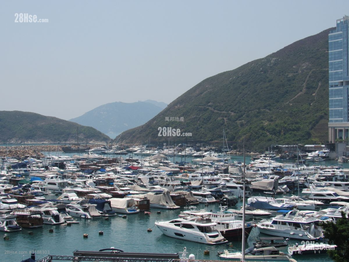 Broadview Court Sell 2 Bedrooms , 1 Bathroom 422 ft²