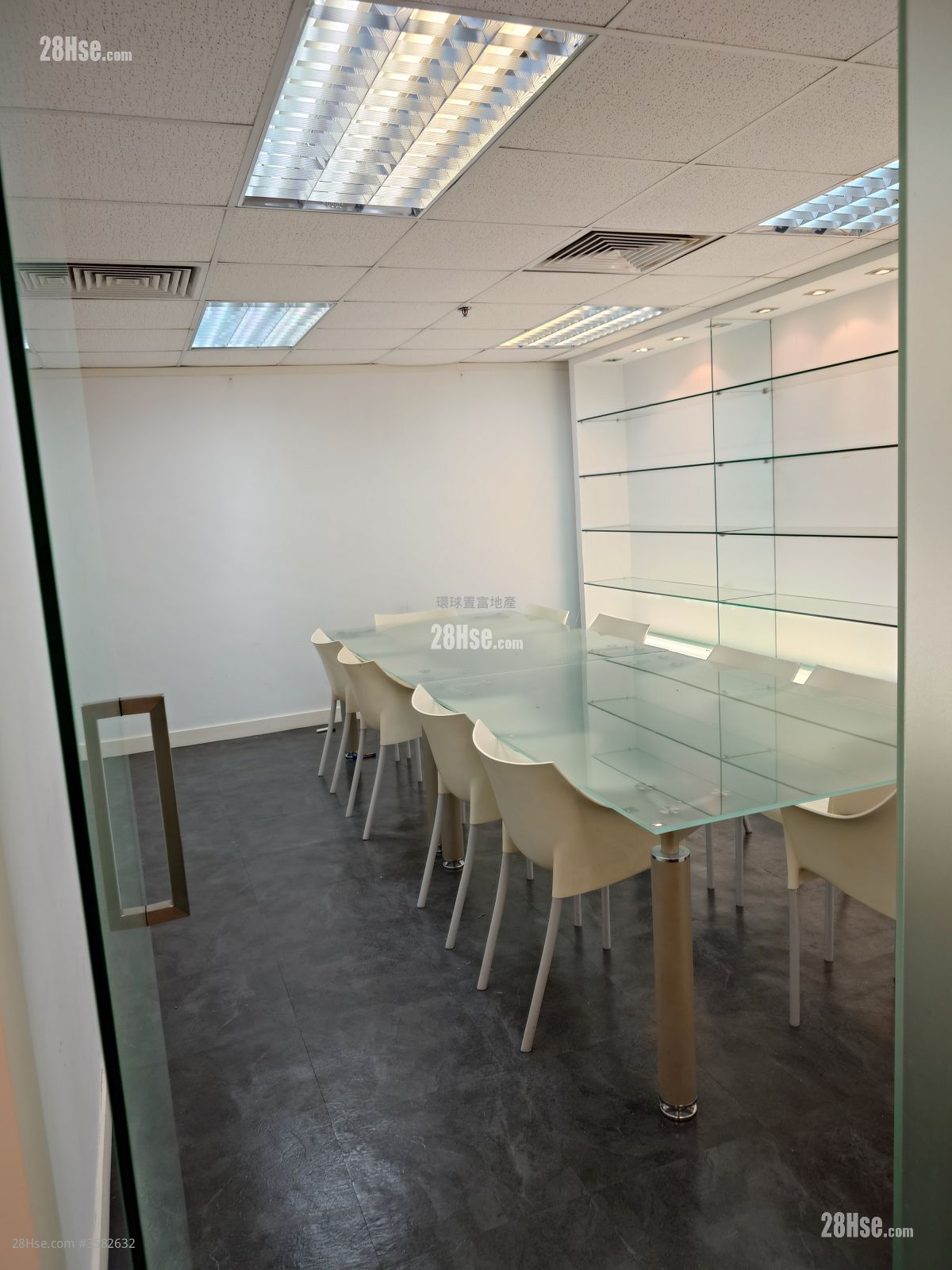 Yen Sheng Centre Rental 1,686 ft²