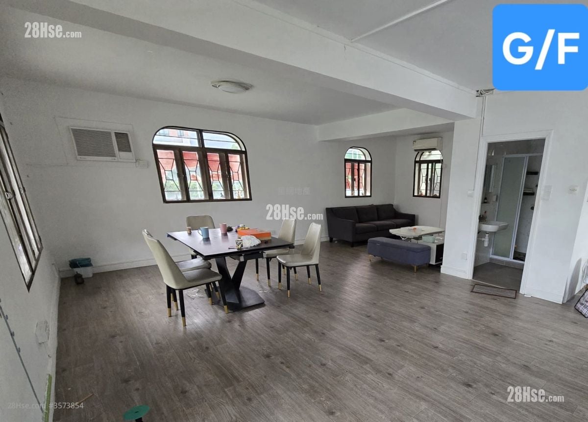 Village Rental 4 Bedrooms , 2 Bathrooms 2,100 ft²